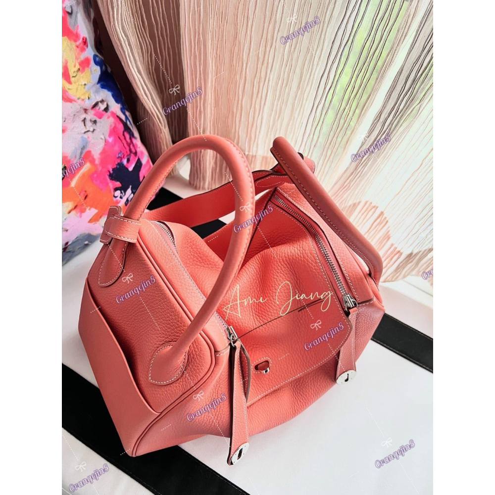 HERMES Lindy 34 Shoulder Bag Taurillon Clemence Crevette Palladium hardware - Picture 3 of 16
